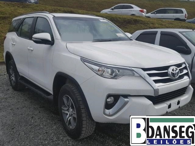 ​TOYOTA HILUX SW4 SR 2.7 16V VVT-I 2017